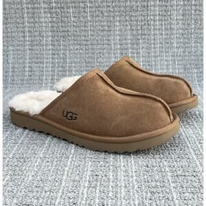UGG Keegan Slipper Chestnut Kids Size 5US / Women's Size 6US